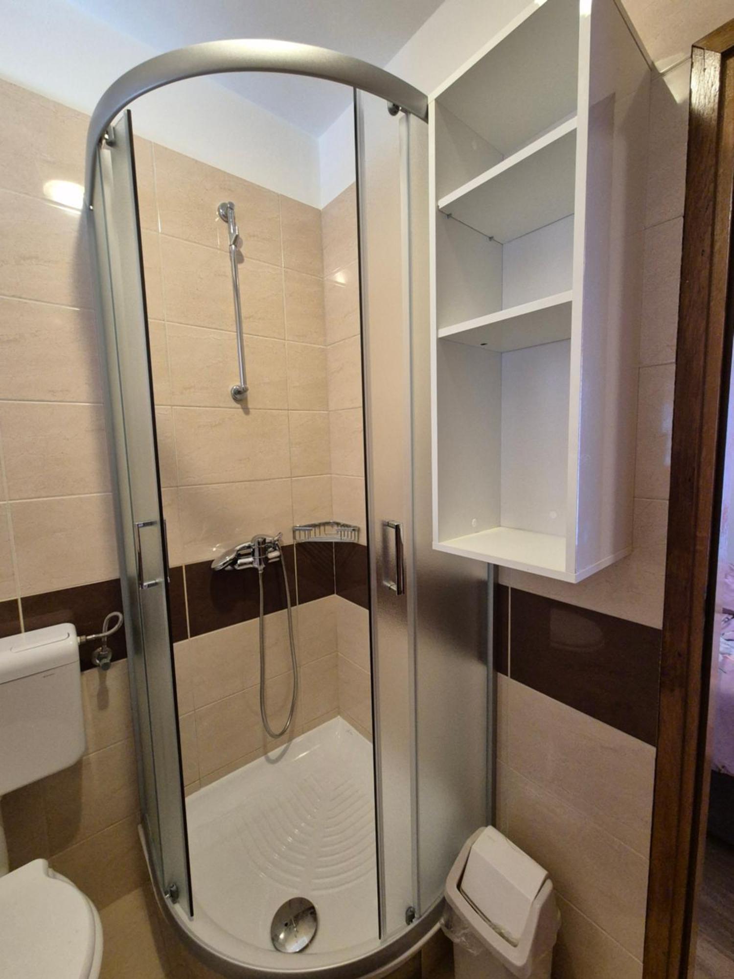 Petrovic Apartment Silo (Krk)